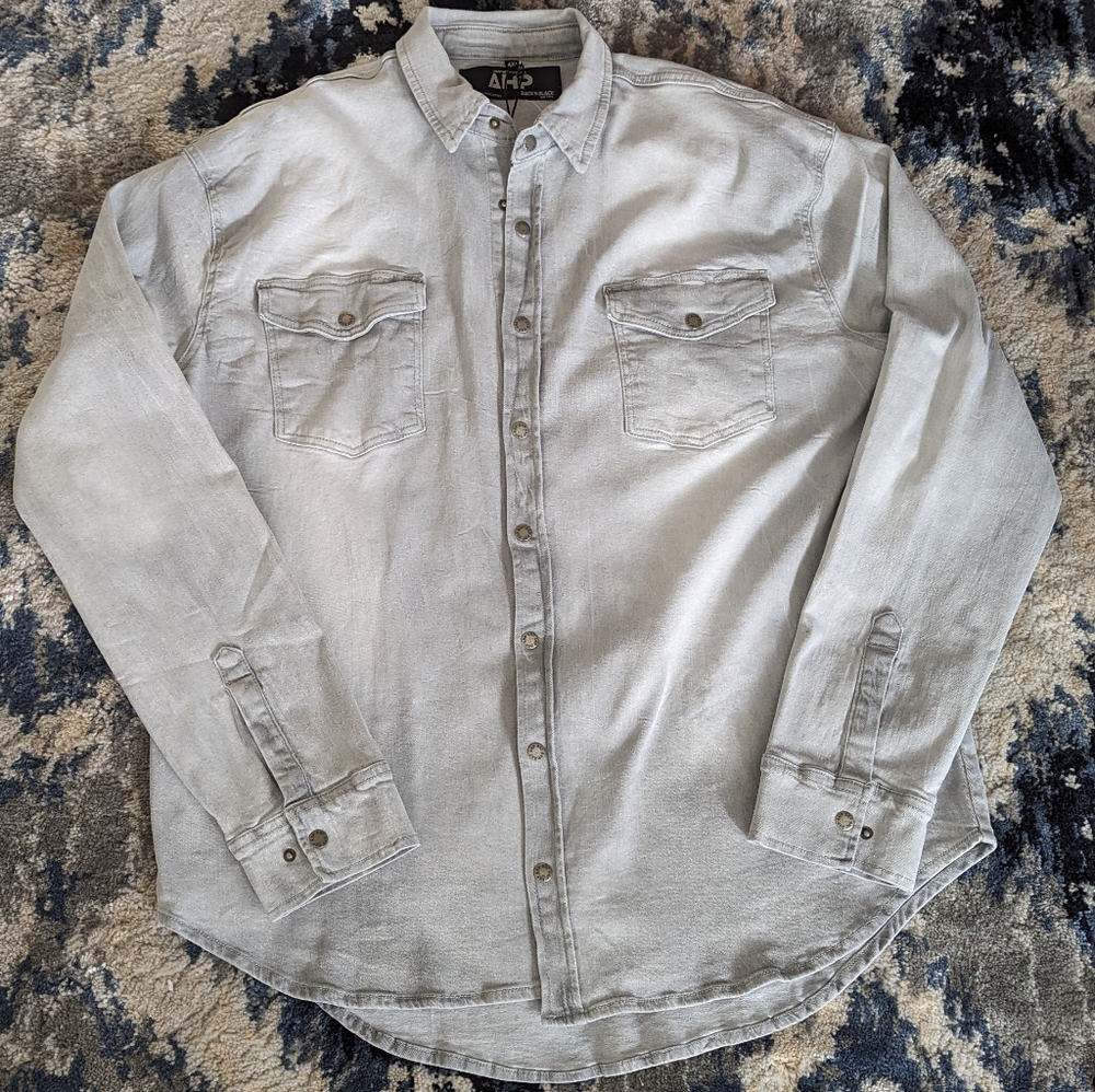 Denim jacket - Picture 2 of 5
